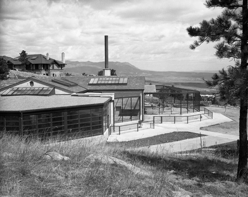 1948 May 5 Buildings Cheyenne Mtn Zoo (6)_Courtesy of The Broadmoor Archives